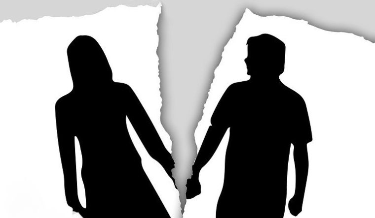 How to Prepare Yourself for a Divorce Emotionally & Legally